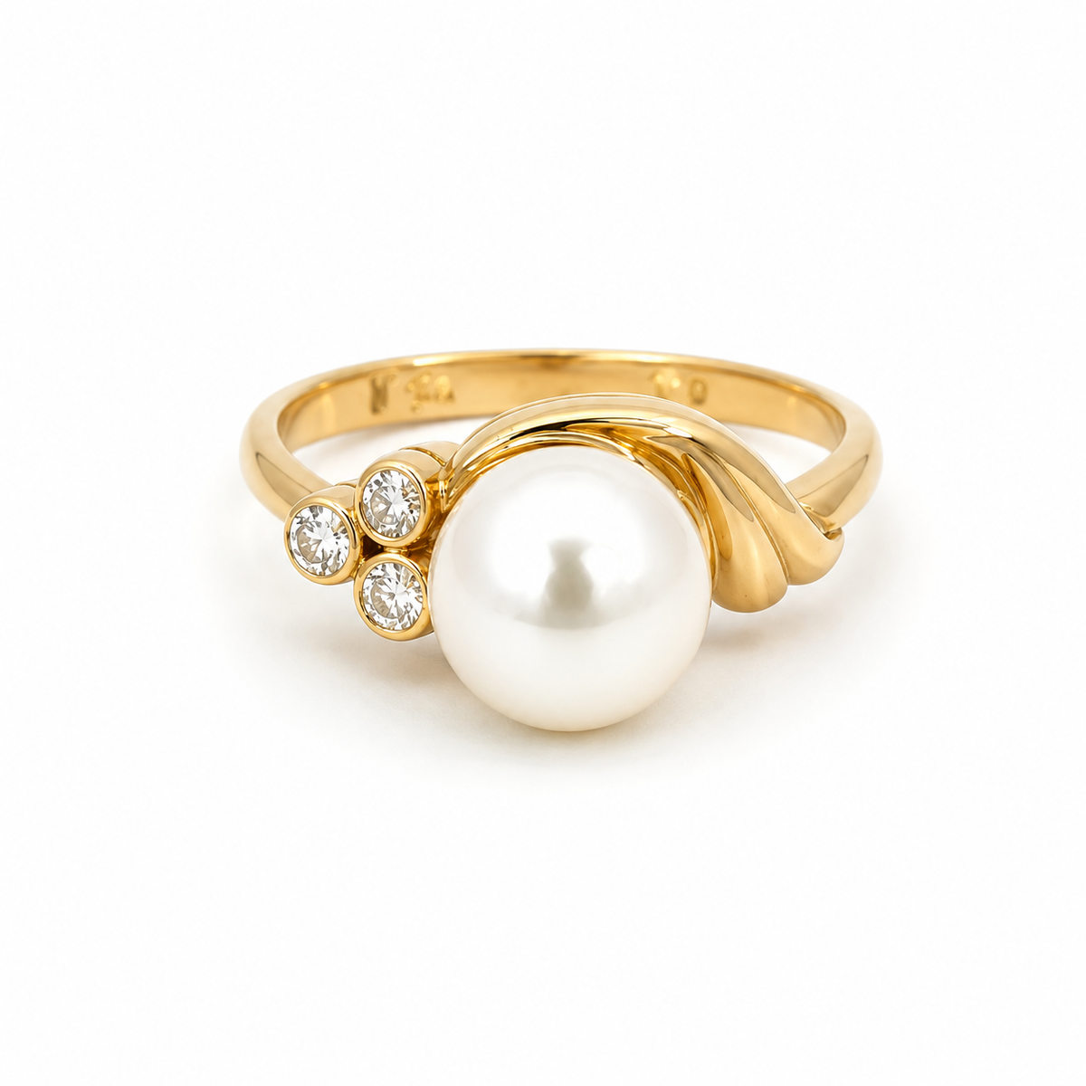 Diamond and Pearl Ring