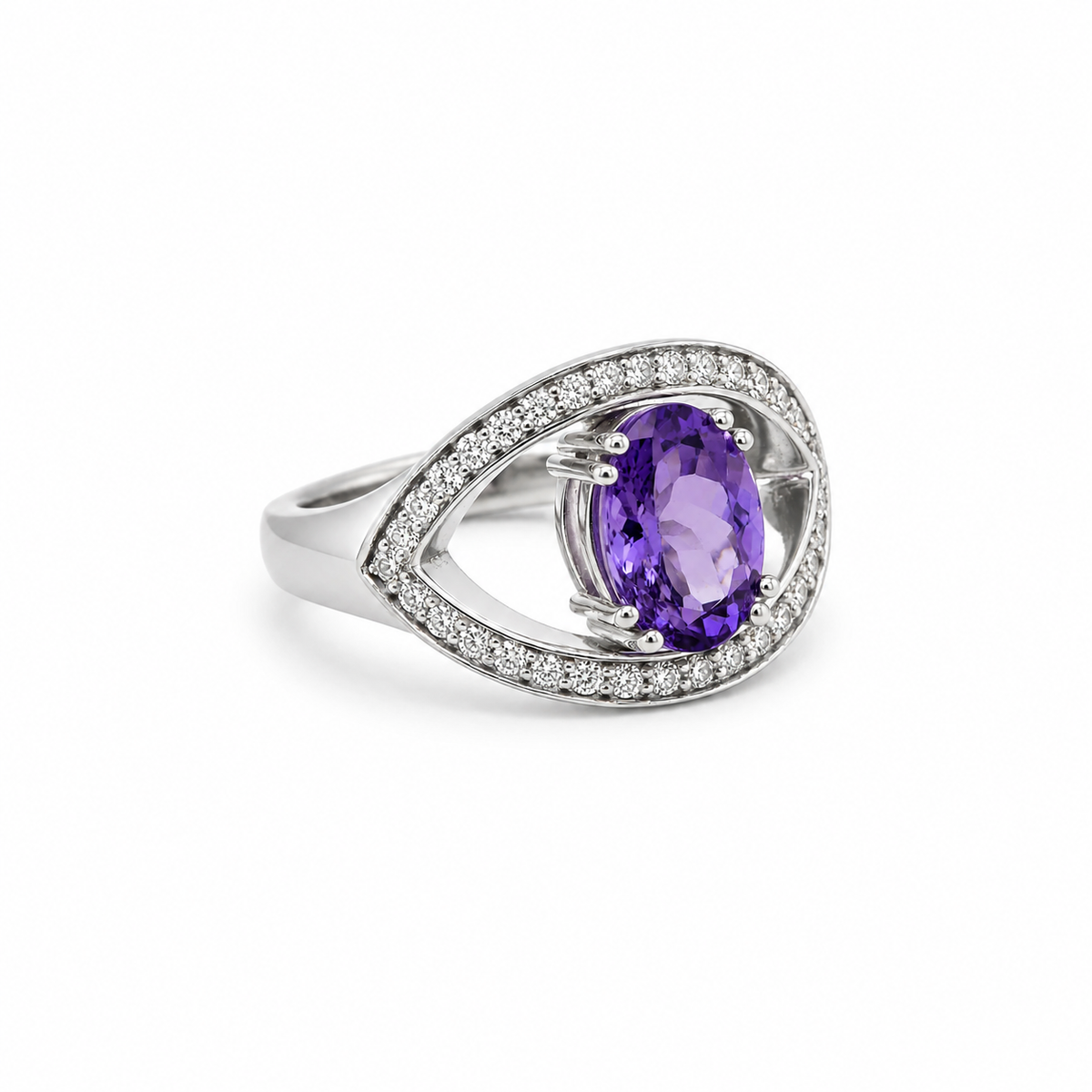 Tanzanite & Diamond Dress Ring